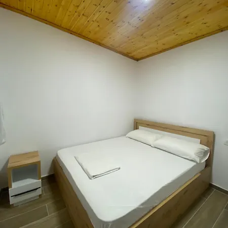 Semesterpark Violet Village