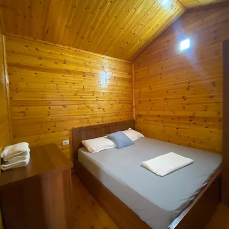 Violet Village Parco vacanze Borsh