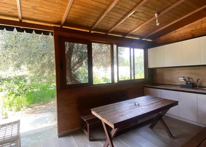 Violet Village Tatil parkı *