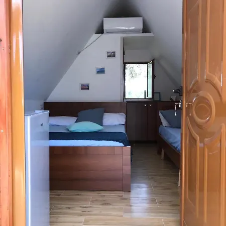 Violet Village Tatil parkı