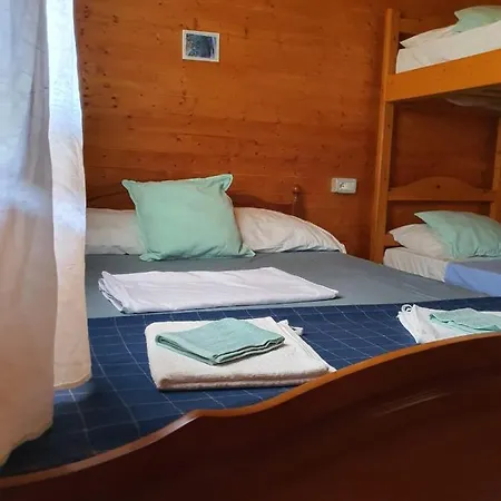 Tatil parkı Violet Village