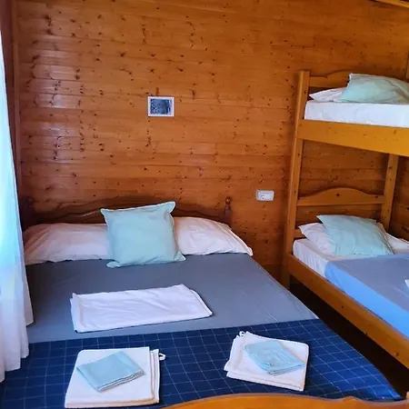 Violet Village Kompleks wypoczynkowy Borsh