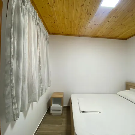 Violet Village Tatil parkı