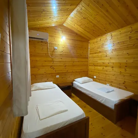Violet Village Tatil parkı