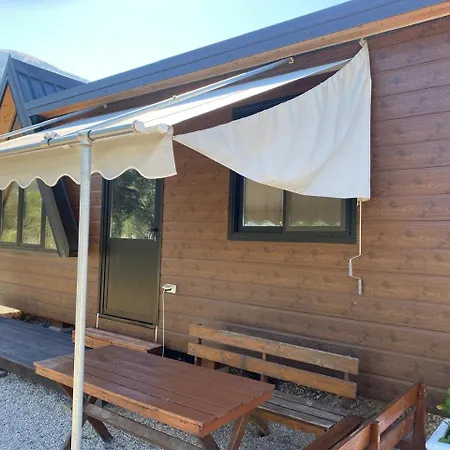 Violet Village Tatil parkı *